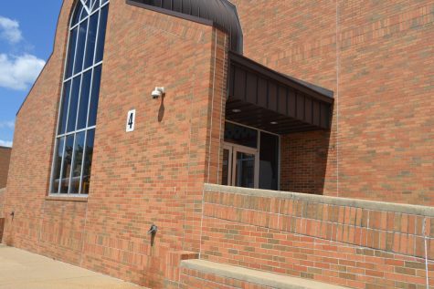 MCHS Changes Student Entrance and Parent Drop-off Procedure