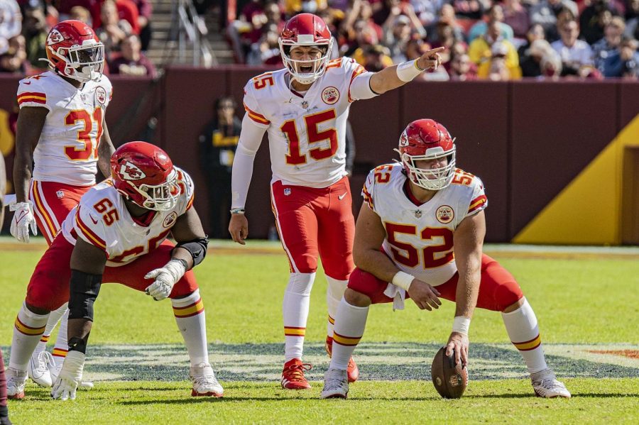 Patrick Mahomes directing traffic at the line of scrimmage. Uploaded a work by All-Pro Reels from https://www.flickr.com/photos/joeglo/51608431671/ with UploadWizard
https://www.flickr.com/photos/joeglo/51608431671/